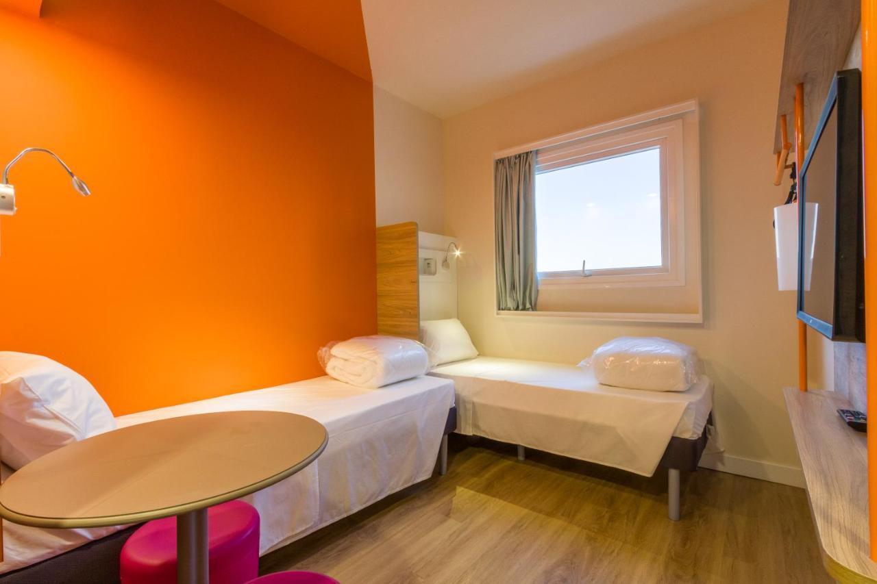 Ibis Budget Do Golf Hotel 2*